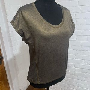 Lululemon green metallic fitness top small